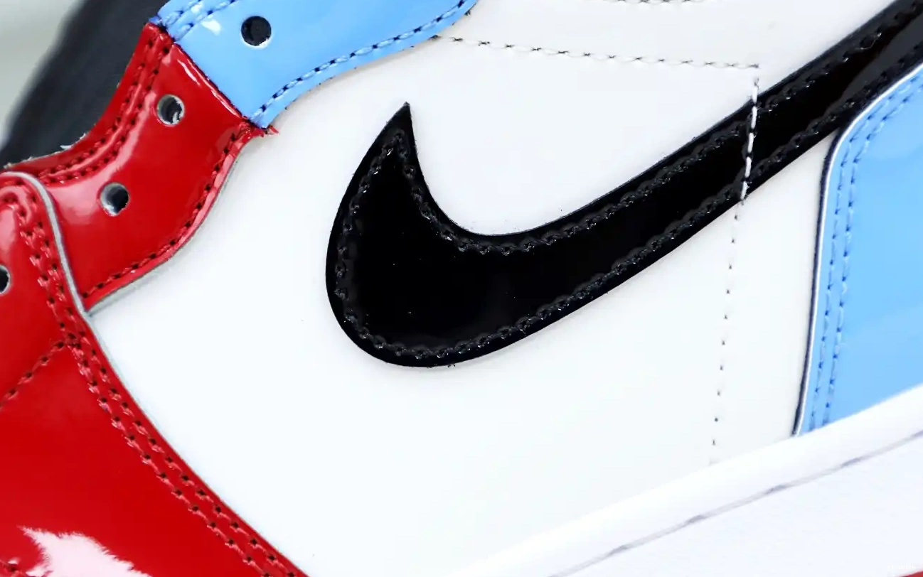 HIGH JORDAN AIR 1 OG 'FEARLESS' RETRO 0322